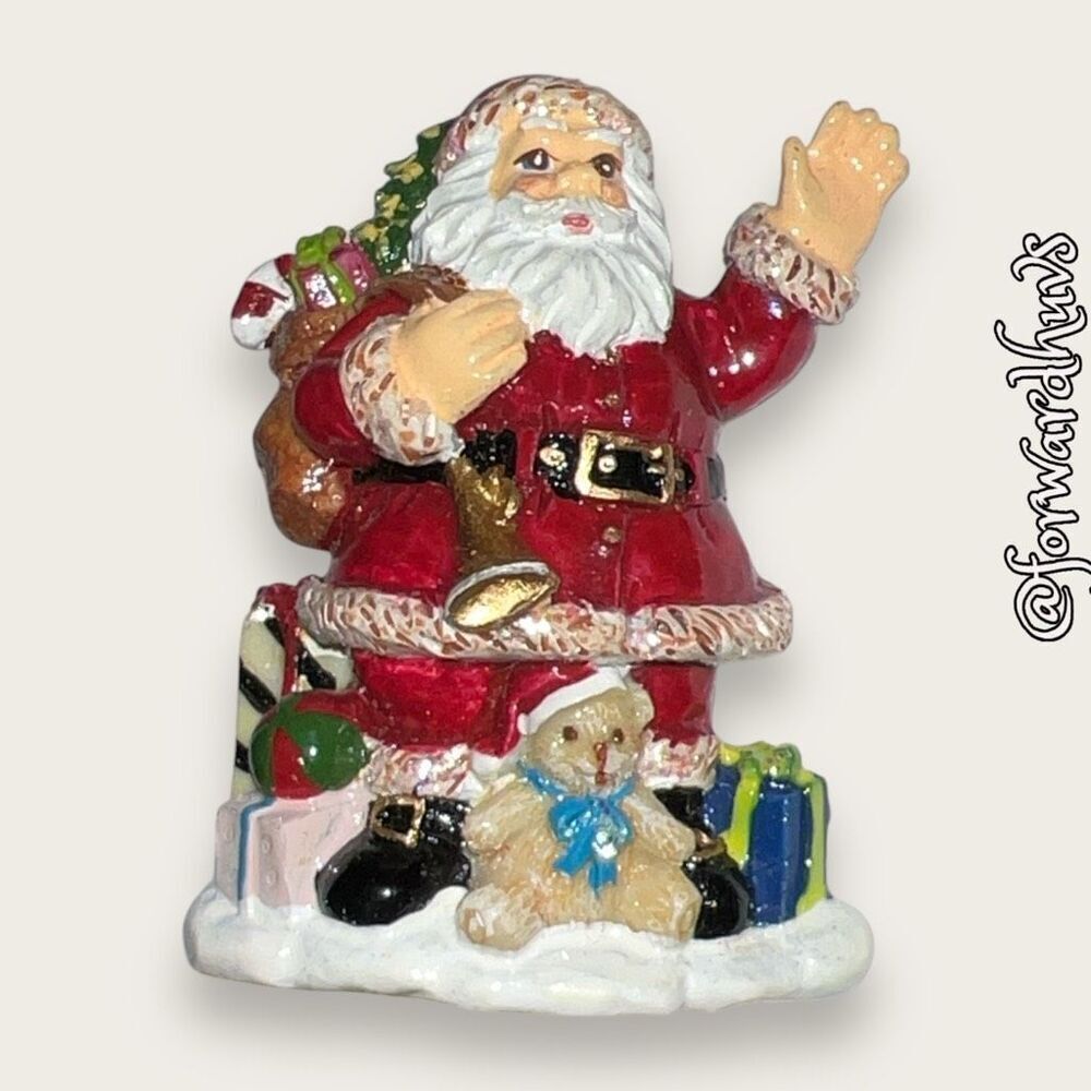 Vintage Santa Clause Christmas Brooch